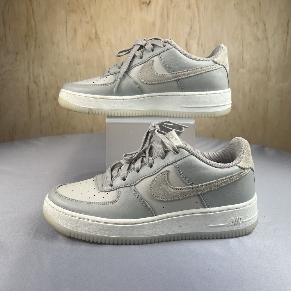 Nike Air Force 1 Hf5349-001 Youth 5.5 Pre-owned Good Condition - Picture 3 of 16